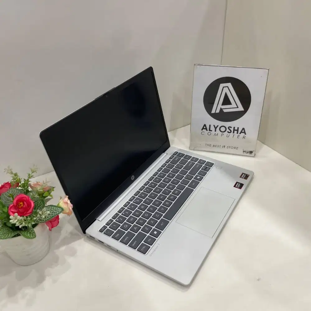Laptop HP Omnibook 3 14 HA0335AU AMD Ryzen AI 5 340 16GB SSD 512GB