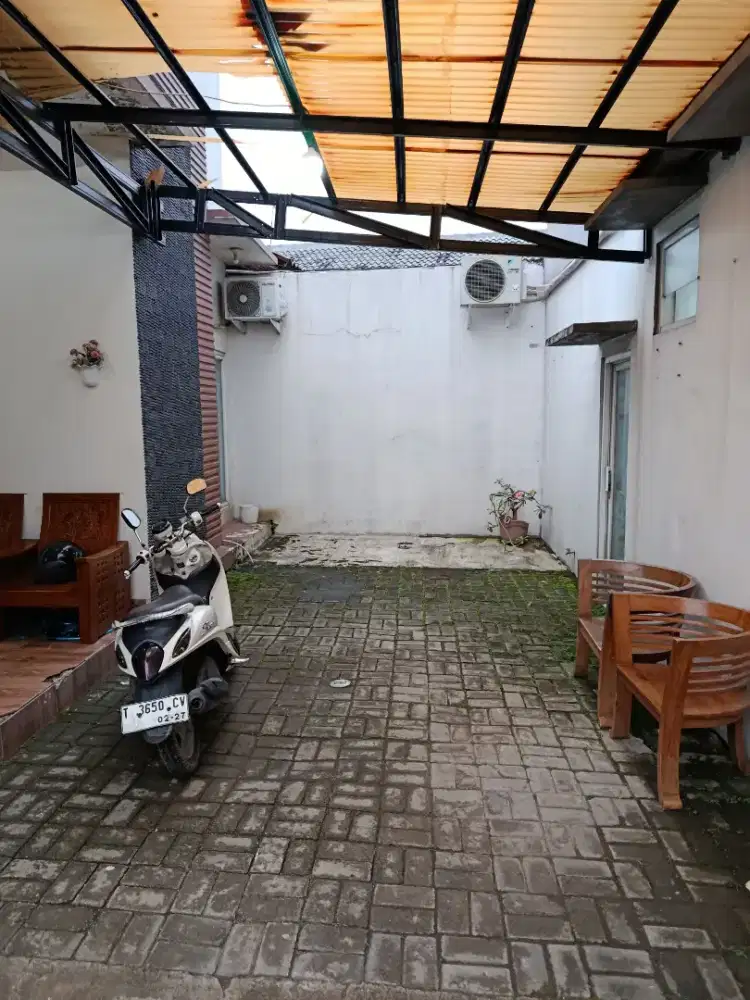 Rumah di kontrakan