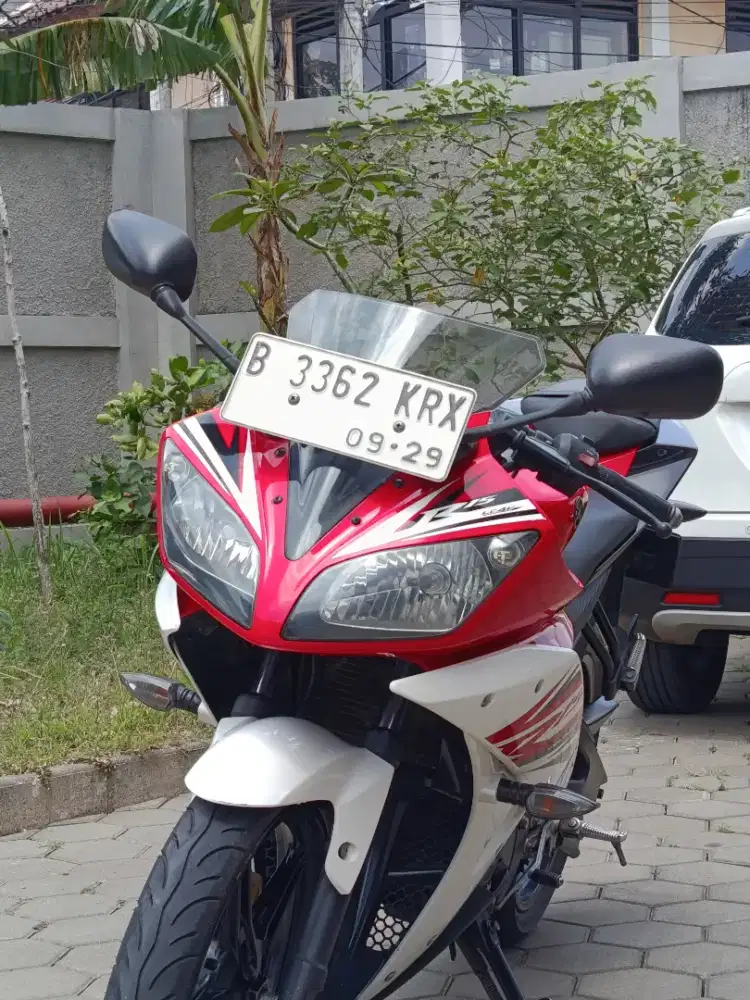 Yamaha YZF R15 V2 2014 Merah Full Standar Gress Istimewa