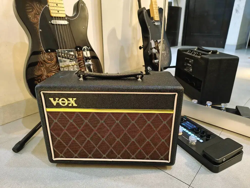 Guitar Amplifier Vox Pathfinder 10 Almost Brand NEW!
