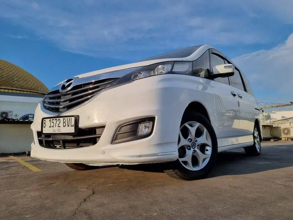 Mazda Biante 2.0 L Skyactive (lebih irit) th 2014/2013,,masih seger!!