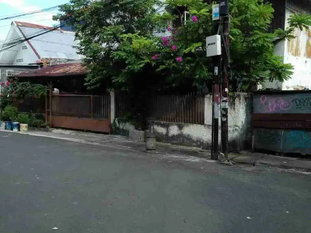 rumah lokasi strategis