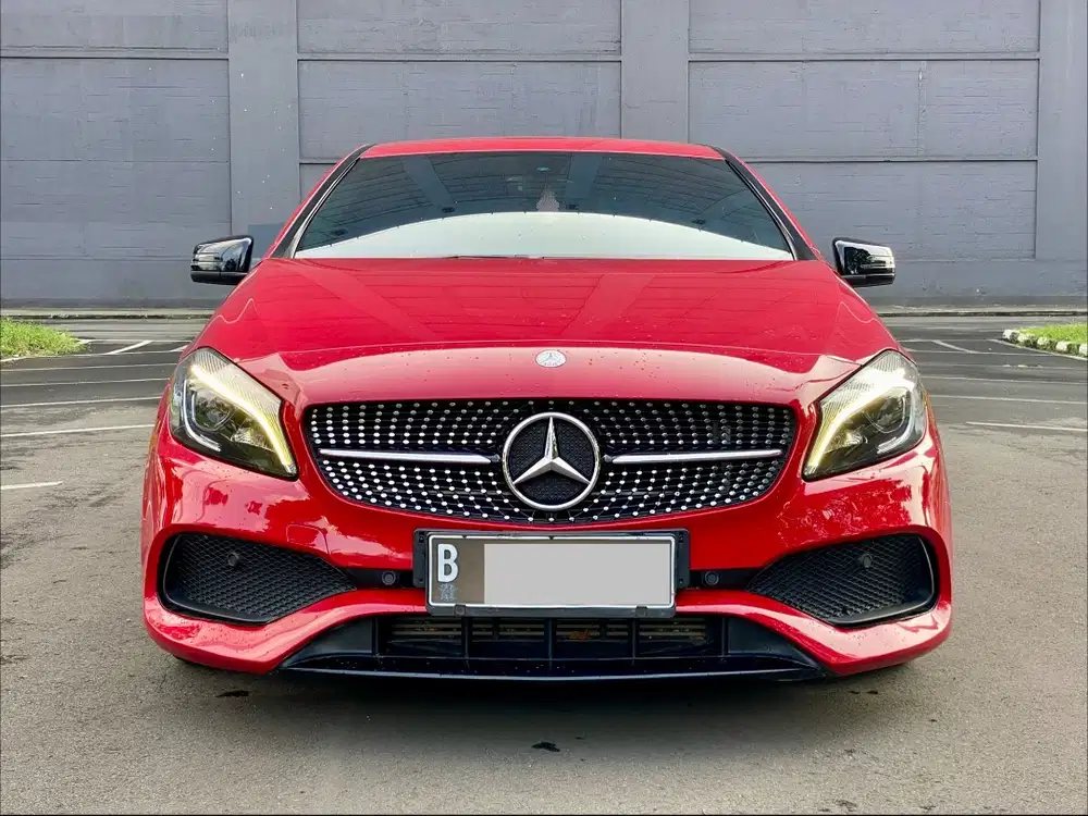 MERCEDES BENZ A200 1.6 AT MERAH 2015