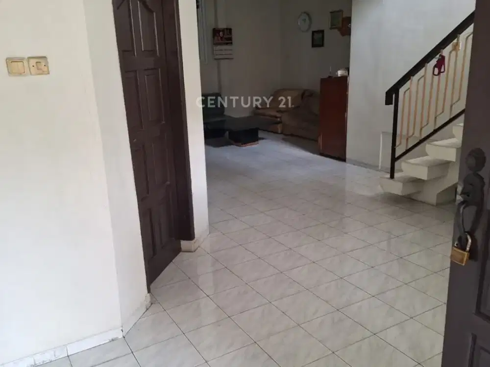 Turun Harga! Rumah Strategis Lokasi Pluit Karang Permai Jakarta Utara