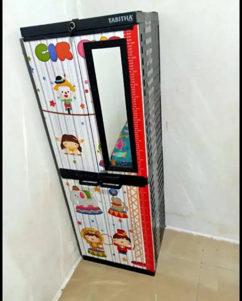 Di jual semua perkakas di foto murah meriah aja banyak ngak jelas