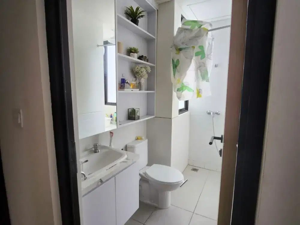 Dijual Murah Rumah Bagus Rapi Semi Furnished di Cendana Essence Lippo Karawaci