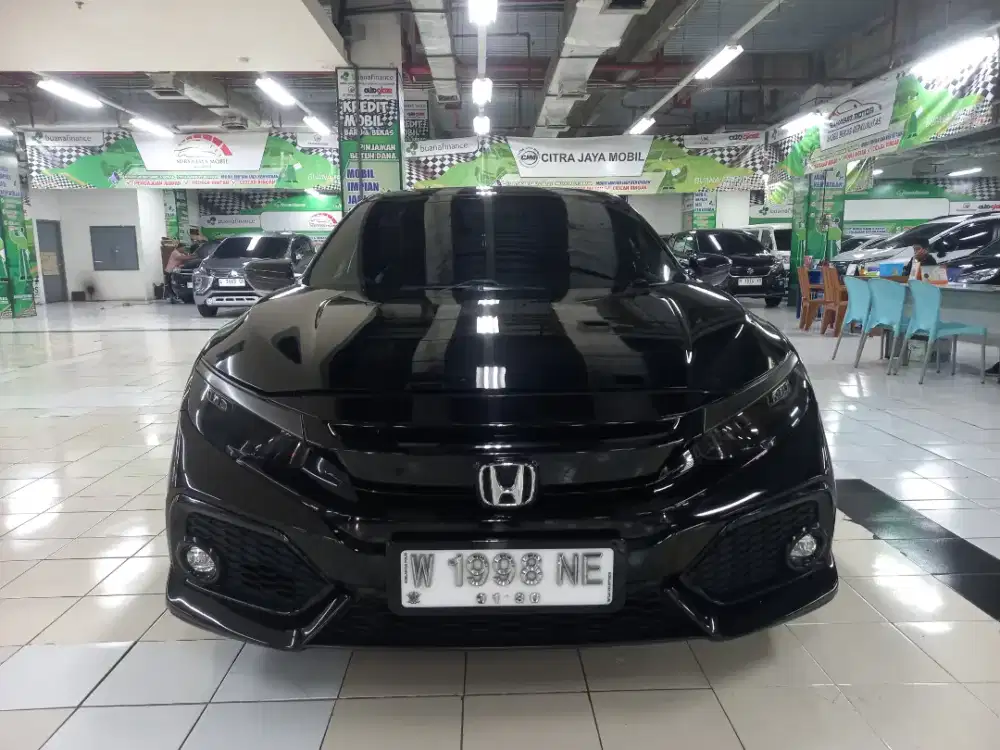 CIVIC E HATCBACK AT 2019