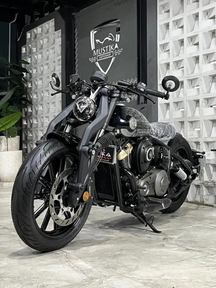 BENELLI NAPOLEON 250 BOB 2025 - Chintia Mustika