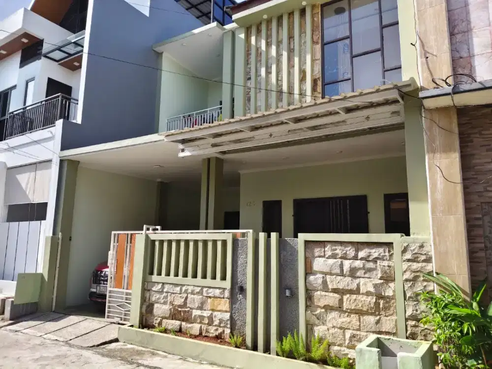 Dijual rumah stretegis lokasi bekasi kota