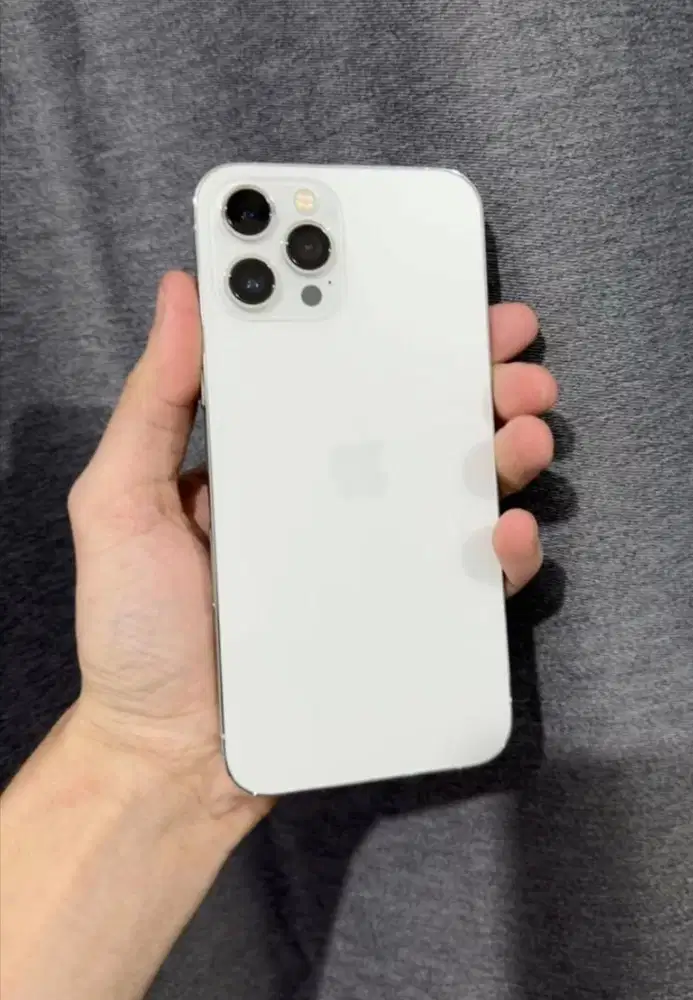 Jual second Iphone 12promax white 128gb