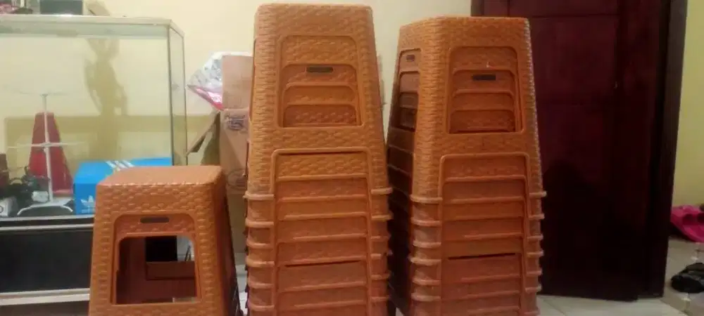 bangku plastik napoli