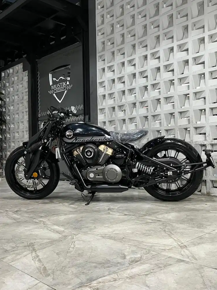 BENELLI NAPOLEON 250 BOB 2025 - Chintia Mustika