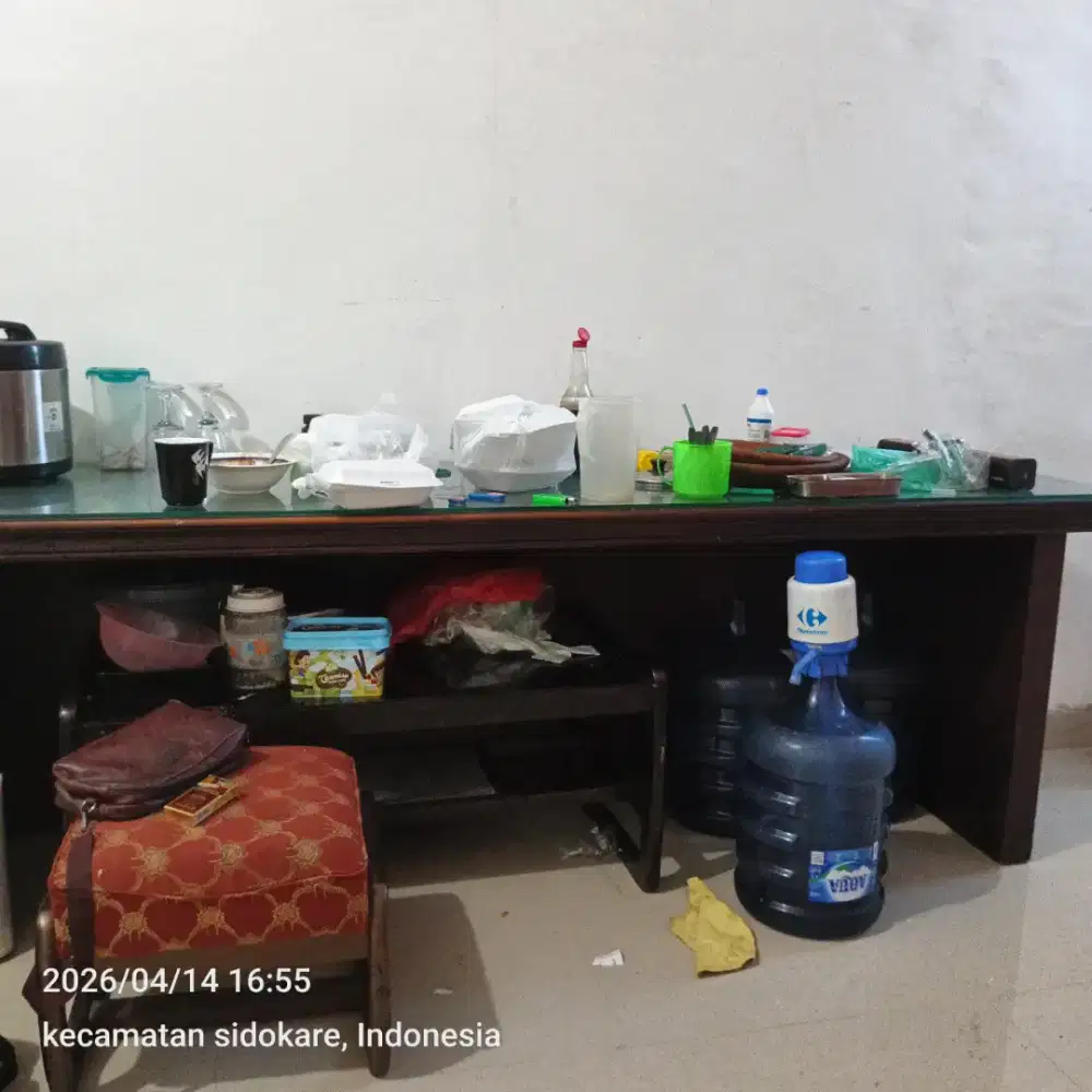 Meja 2.5 mtr  alas kaca tebal