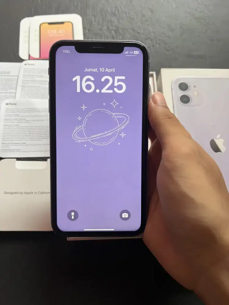 iPhone 11 64Gb Purple ex Resmi iBox ID/A (Digimap), Fullset Mulus