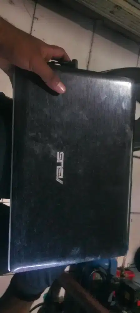 Asus 4gb masih bagus No minus jual capat krna mau macbook