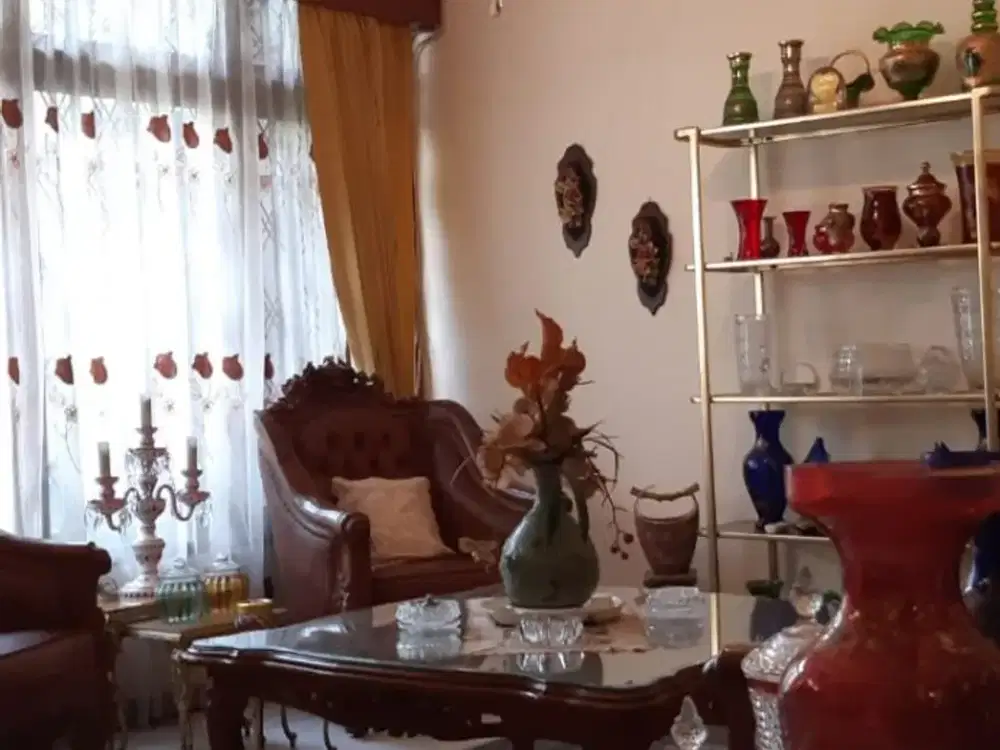 DIJUAL TURUN HARGA RUMAH DI JALAN CIOMAS JAKARTA SELATAN