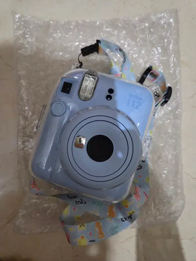Fujifilm Instax Mini 12 Blue Polaroid