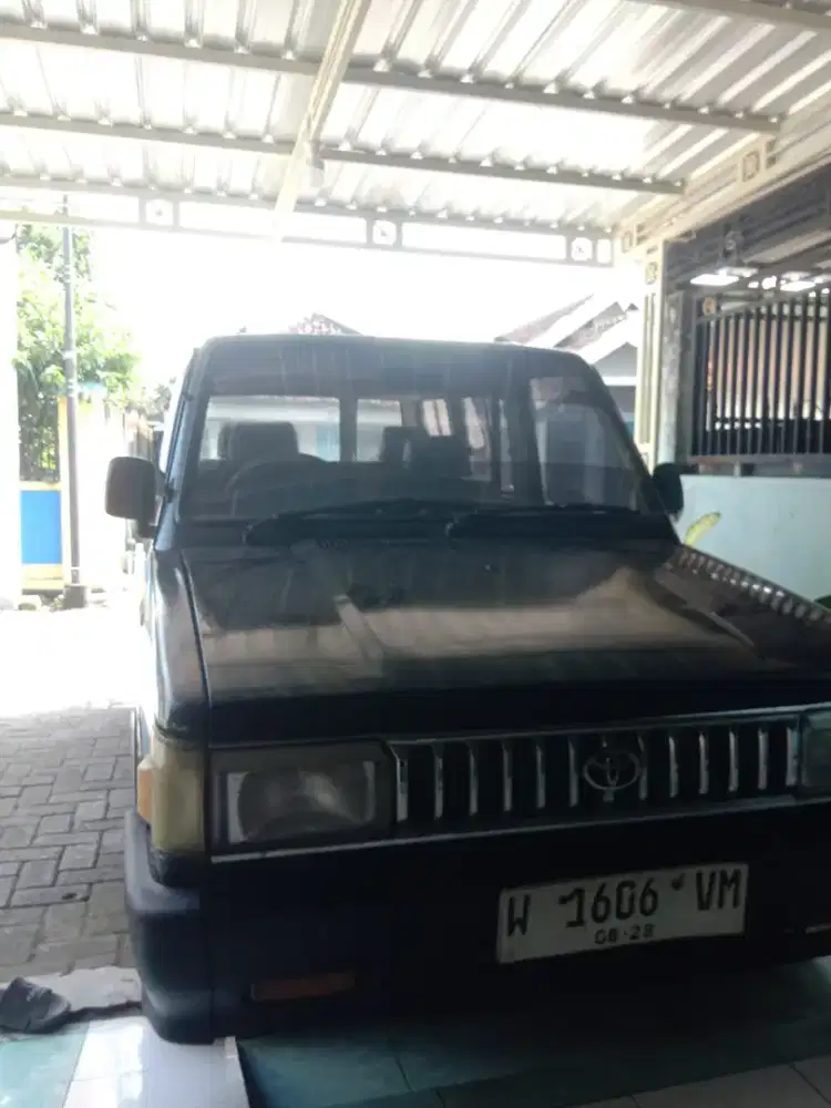 Kijang super 89