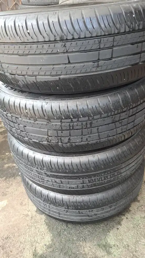 Ban 215 60 17 dunlop enasave r17 rush terios xtrail creta dll