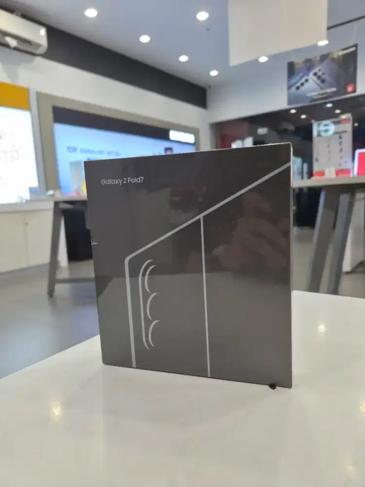 SAMSUNG ZFOLD 7 12/256GB READY STOK GARANSI RESMI KARTU KREDIT BUNGA 0