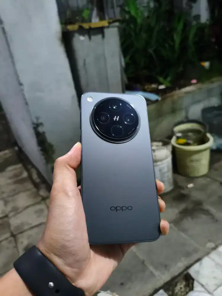 OPPO FIND X8 12/256GB