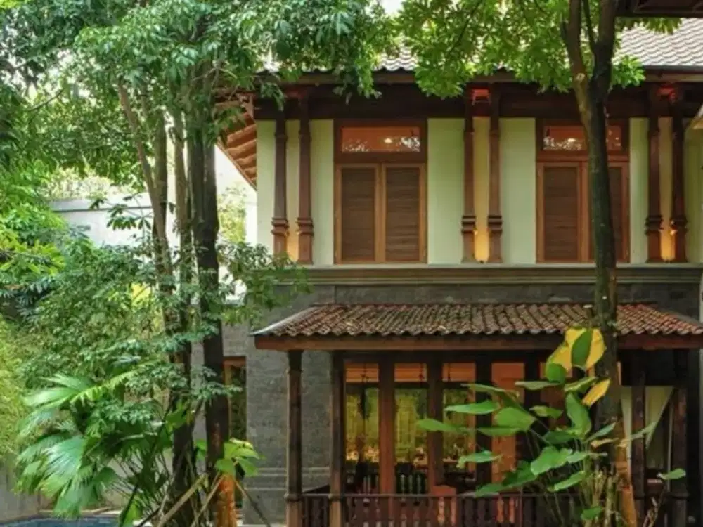 Rumah mewah dan bergaya etnik di salah satu cluster premium di Bintaro Jaya sekt 9.