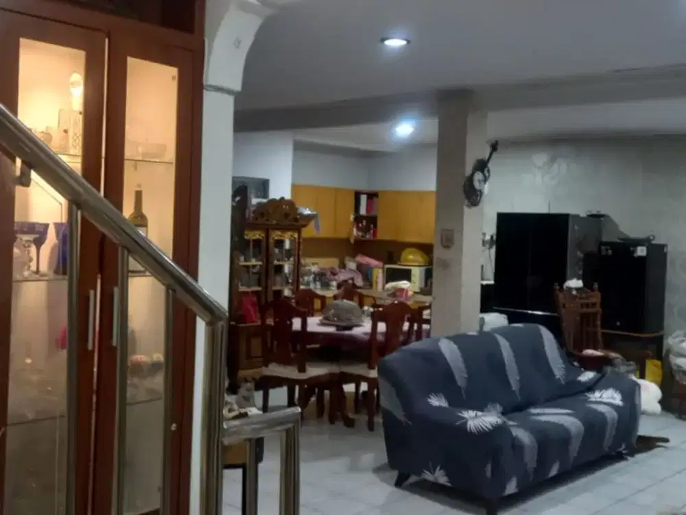 DIJUAL RUMAH KOMPLEK 1.5 LANTAI DI DAERAH SAYAP TURANGGA KOTA BANDUNG