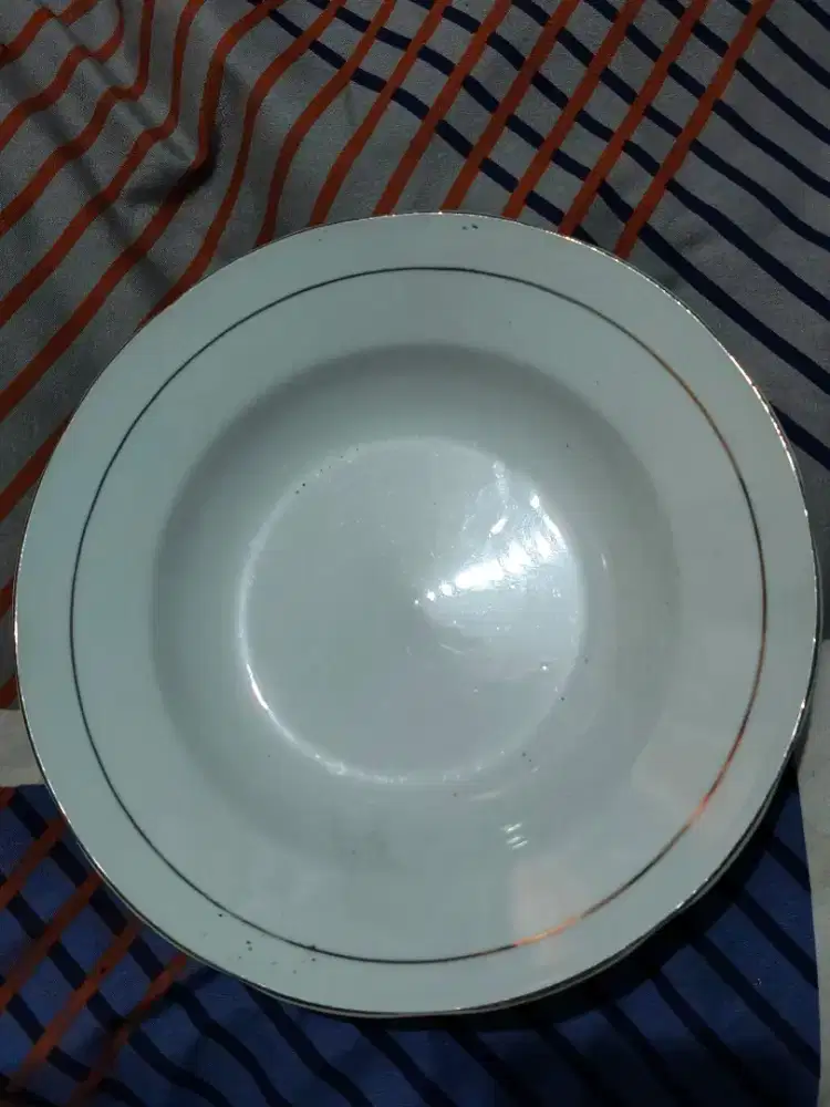 Piring Sango atau sni