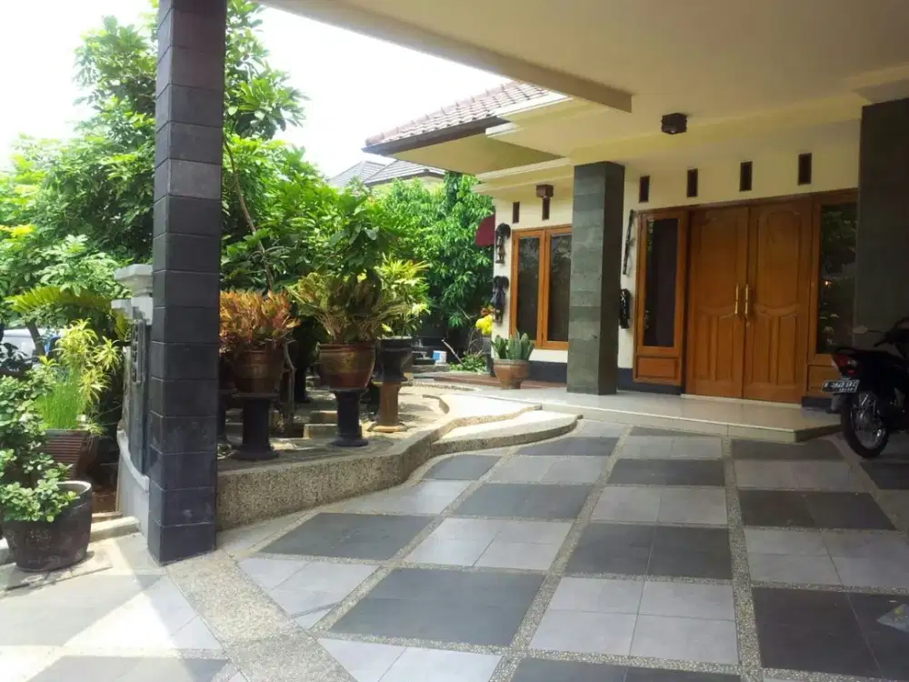 Dijual Rumah Asri di Cluster Premium Bintaro Jaya Sektor 9 Tangerang Selatan.