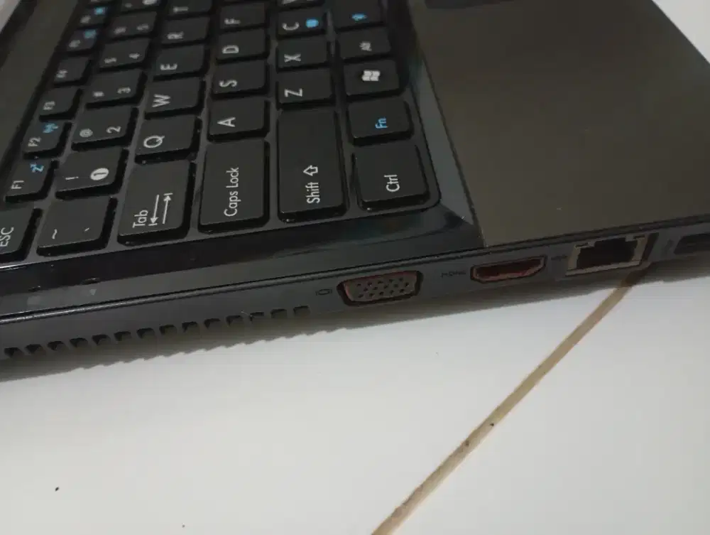 Laptop Zyrex mati
