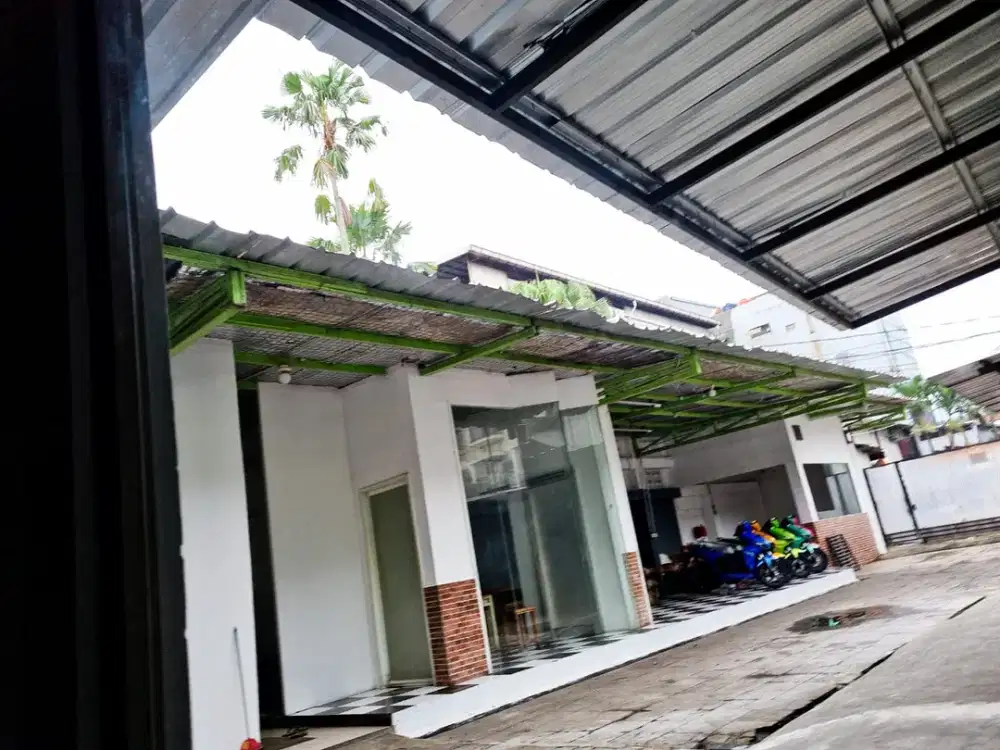 Dijual Eks bengkel di Radio Dalam (masuk sedikit dari jalan Radio Dalam Raya