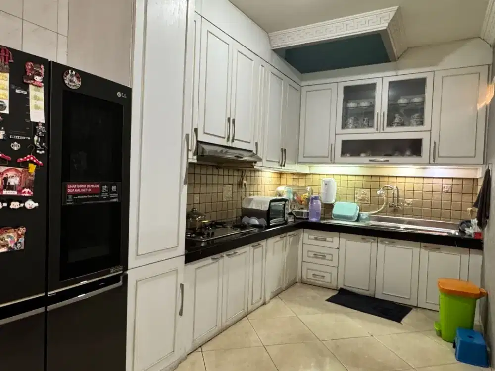 DIJUAL RUMAH DI KOMPLEK CEMARA ASRI MEDAN