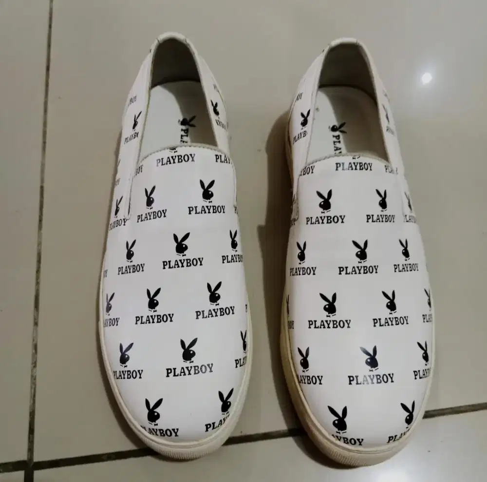 Separu playboy slipon