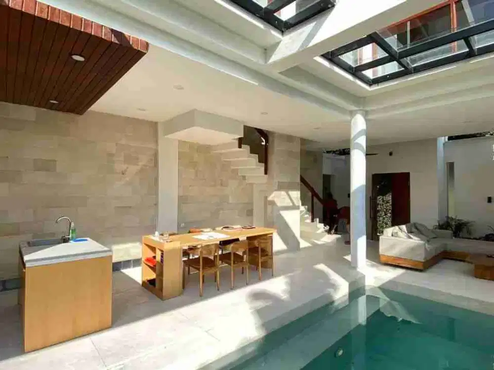 villa jalan kaki ke pantai batu belig Seminyak bali