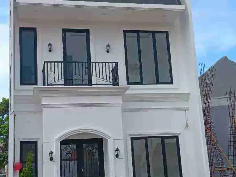 dijual Rumah Classic modern di komplek Jatibening selangkah ke Jakarta