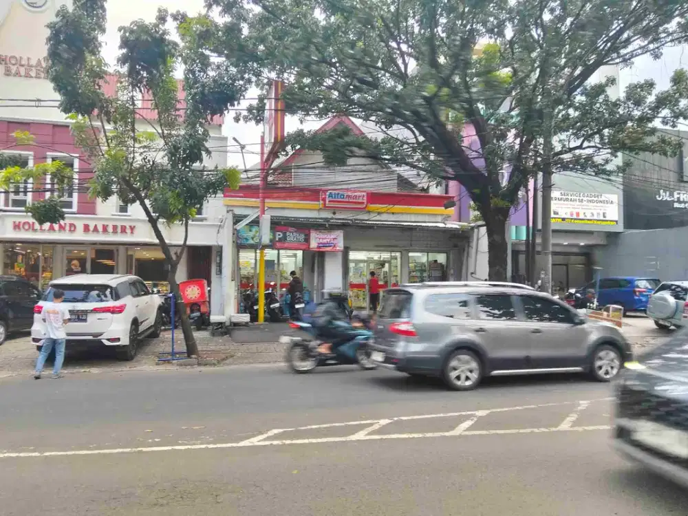 Disewakan Bangunan Komersil Untuk Usaha Resto /Cafe di Bintaro Utama 5