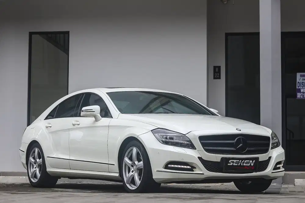 Mercedes Benz Mercy CLS 350 V6 CGI AT Matic 2011 Putih