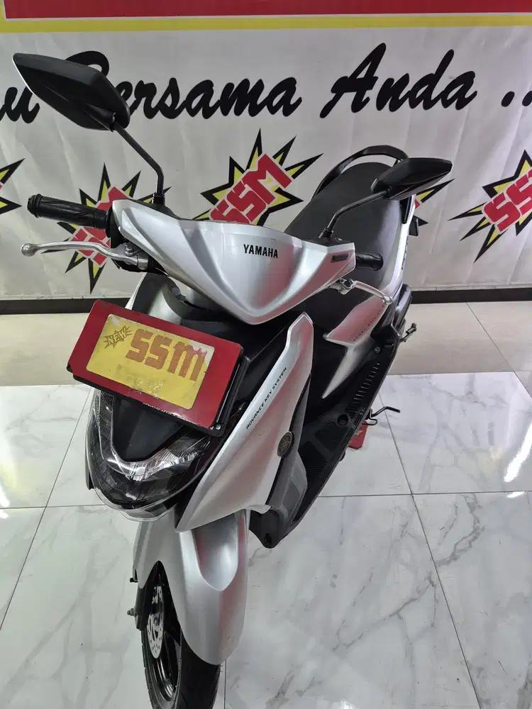 Y mio GEAR 125 S remote