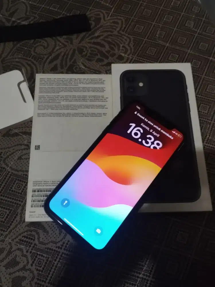 IPHONE 11 BASIC 64 IBOX  BACA DESKRIPSI