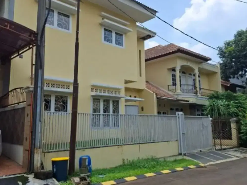 RUMAH SIAP HUNI 2 LANTAI DI CITRA GRAN CIBUBUR