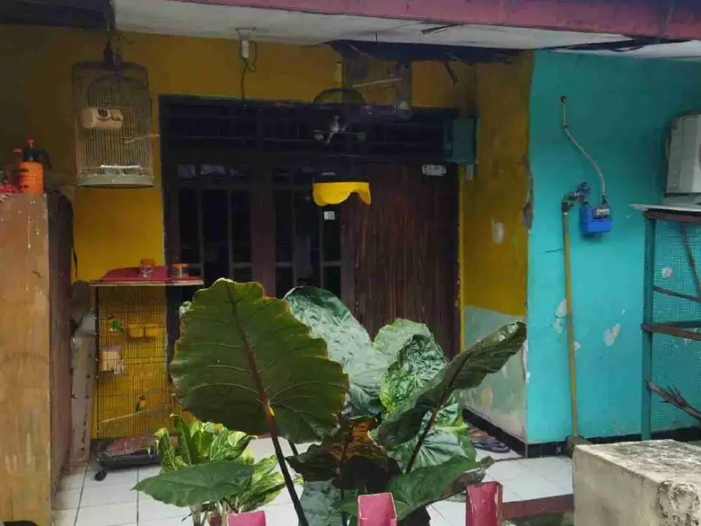 DI JUAL RUMAH TANAH LUAS DI PERUMNAS DEPOK 1