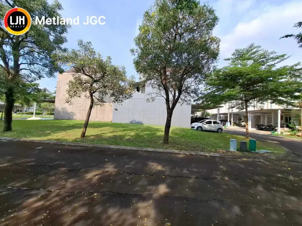 Kavling Hook Harga dibawah NJOP Luas 145 SHM Di North Thames JGC Cakung Jakarta Timur