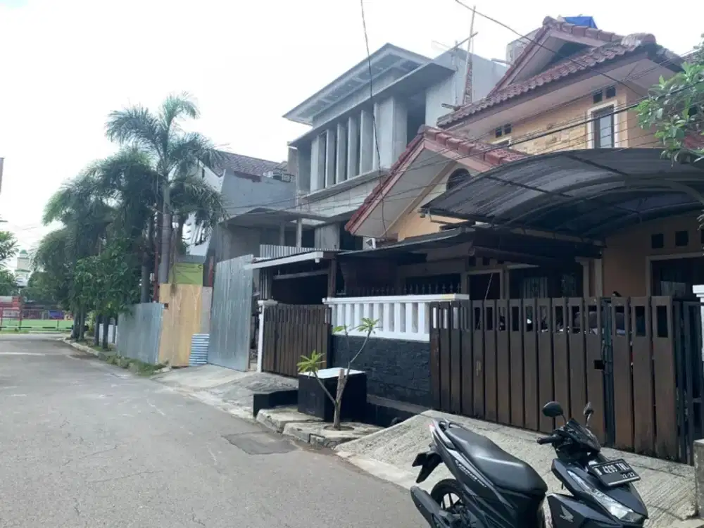 rumah 2 lantai,bebas banjir di kayu putih Utara,kayu putih