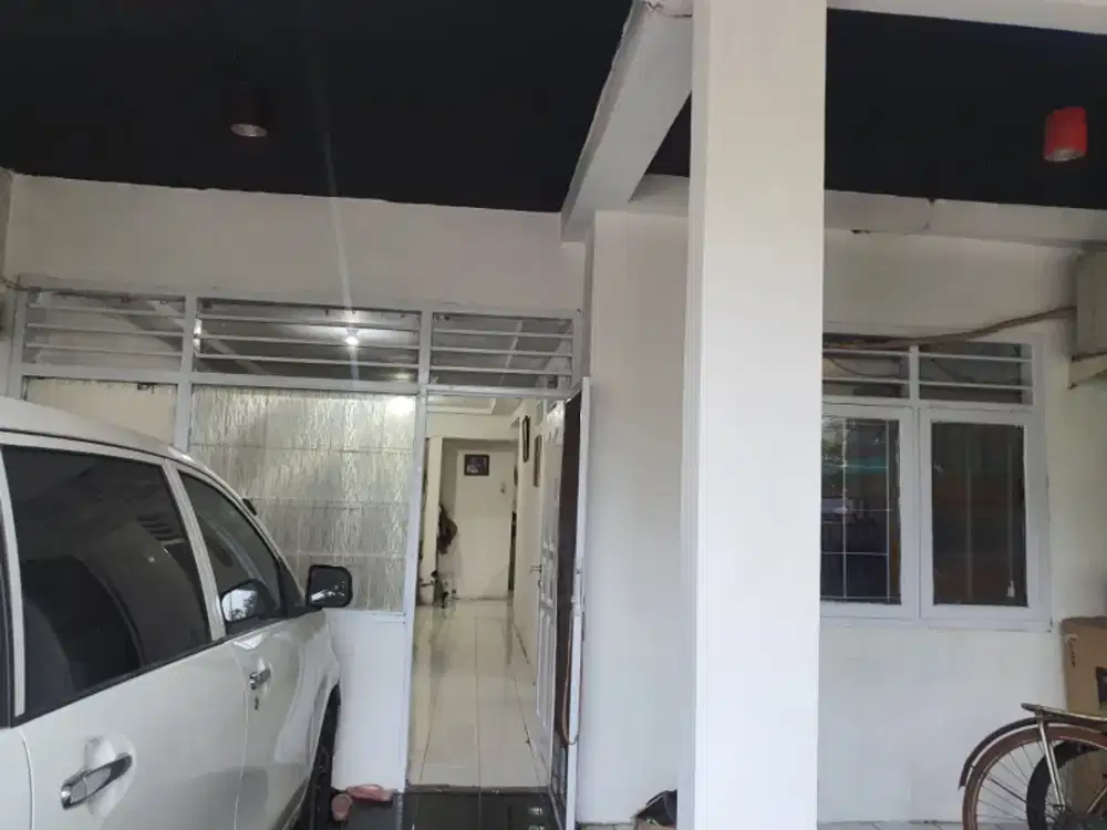 rumah 1,5 lantai,murah,siap huni,di Pulo gebang permai, Jakarta timur