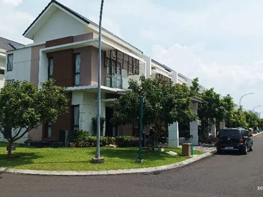 rumah minimalis,hook,murah di cluster burgundy,Summarecon bekasi