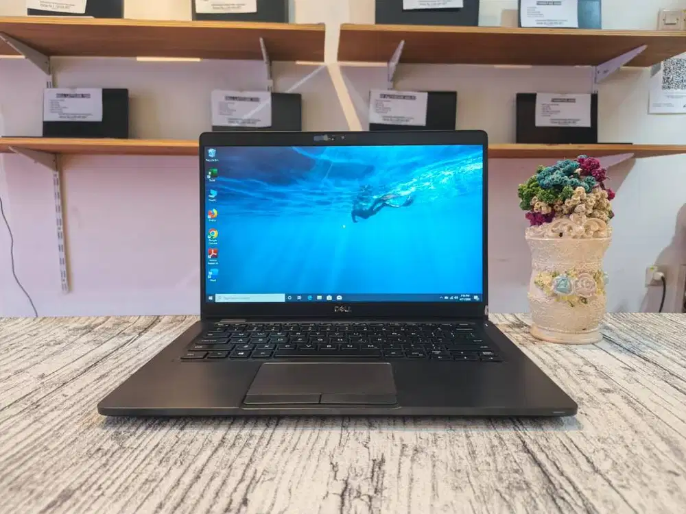 Laptop DELL LATITUDE 5300 Intel Core i5-8350U Ram 16GB