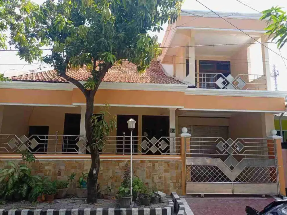 Disewakan Rumah Rungkut 1,5 Lantai Siap Huni