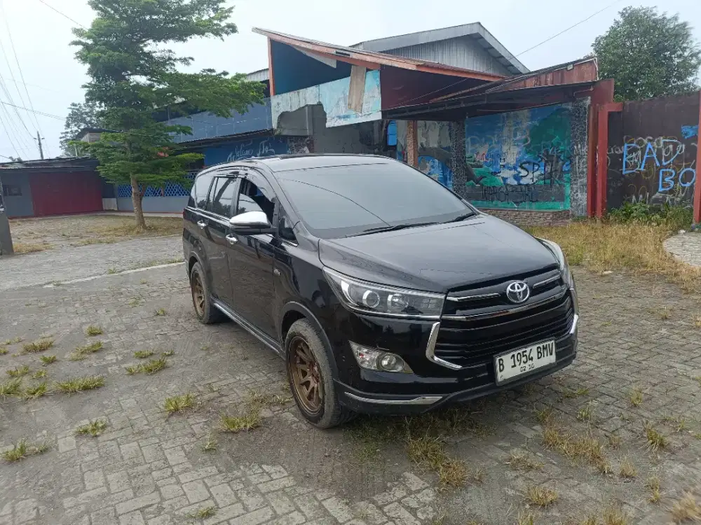 innova Venturrer 2.0 2020 metik