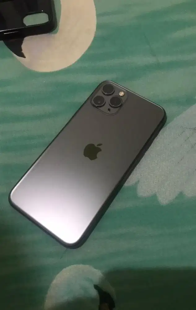 JUAL HP IPHONE 11 PRO INTER