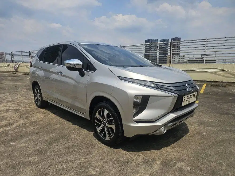 Mitsubishi Xpander Ultimate  2019/2020 a/t istimewa
